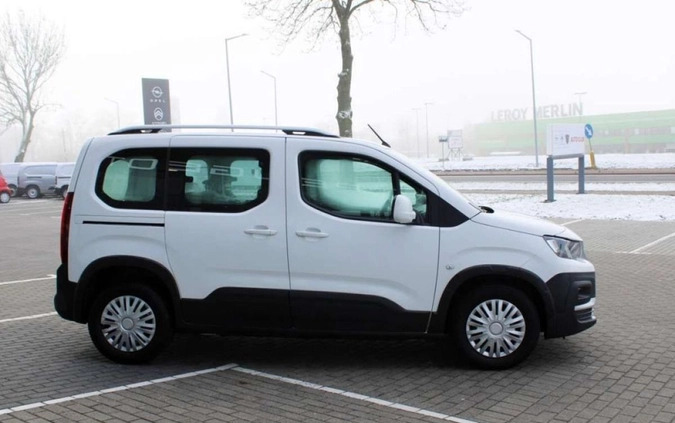 Peugeot Rifter cena 74900 przebieg: 105079, rok produkcji 2018 z Raszków małe 352